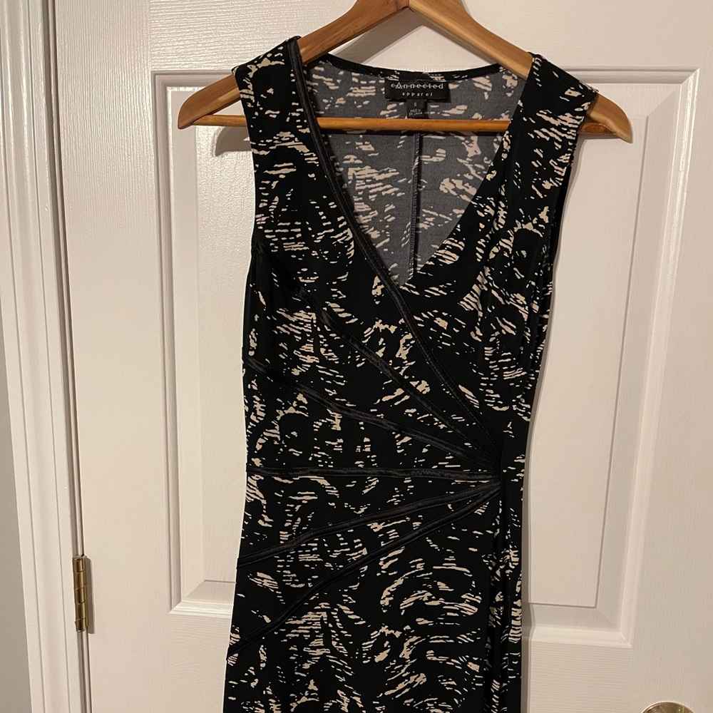 Connected Apparel Size 6 Dress